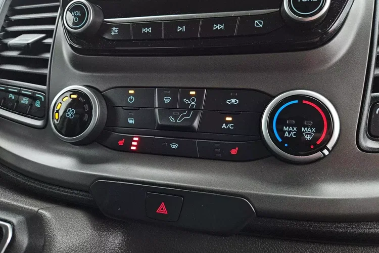 Ford transit-custom L2H1 72900zł NETTO 2.0TdCi/170KM zdjęcie 34