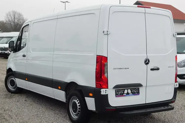 Mercedes Sprinter zdjęcie 13