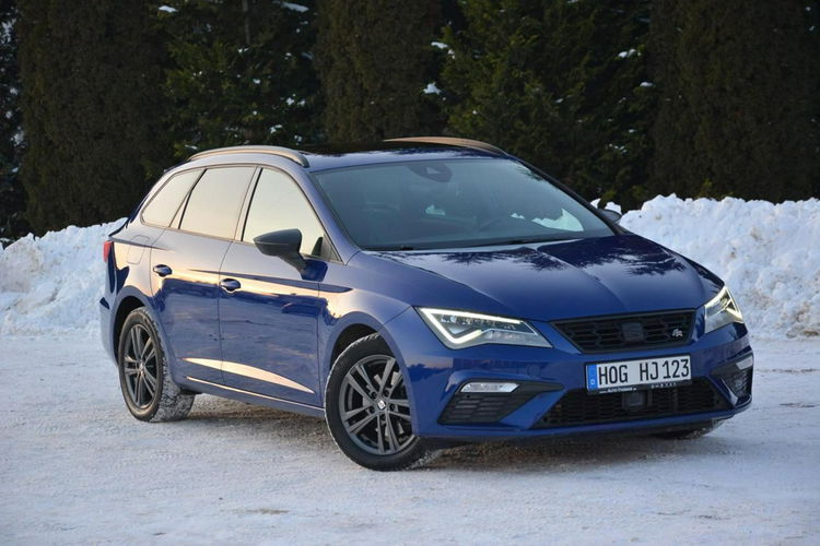 Seat Leon FR Full Led Skóry Navi Panorama Radar ACC Virtual Parktr Beats zdjęcie 9