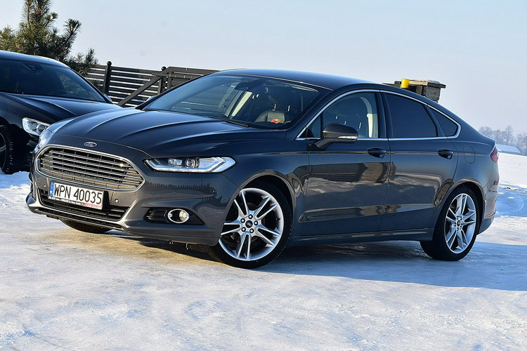 Ford Mondeo Titanium Navi Ful Led Kamera Skóra Gwarancja zdjęcie 14
