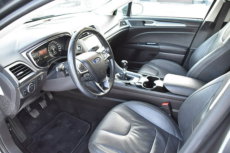 Ford Mondeo Titanium Navi Ful Led Kamera Skóra Gwarancja zdjęcie 9