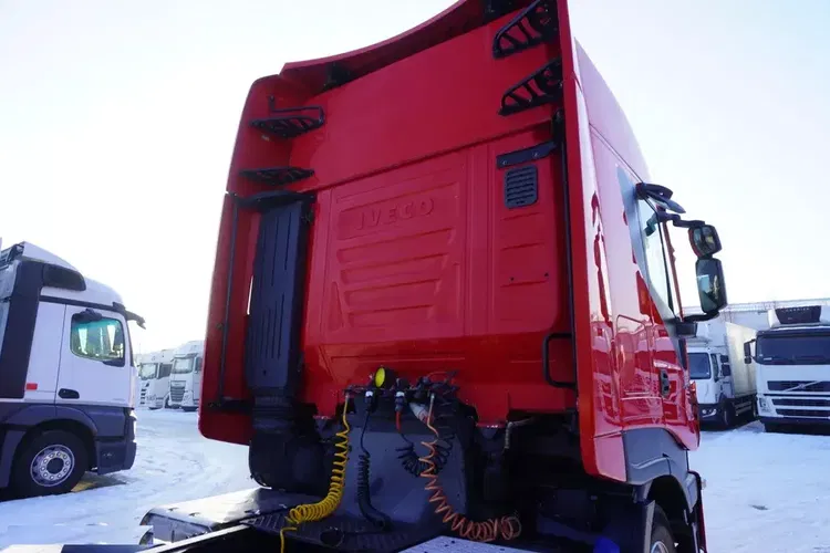 Iveco Stralis 460 E6 / kab. sypialna 2 łóżka zdjęcie 10