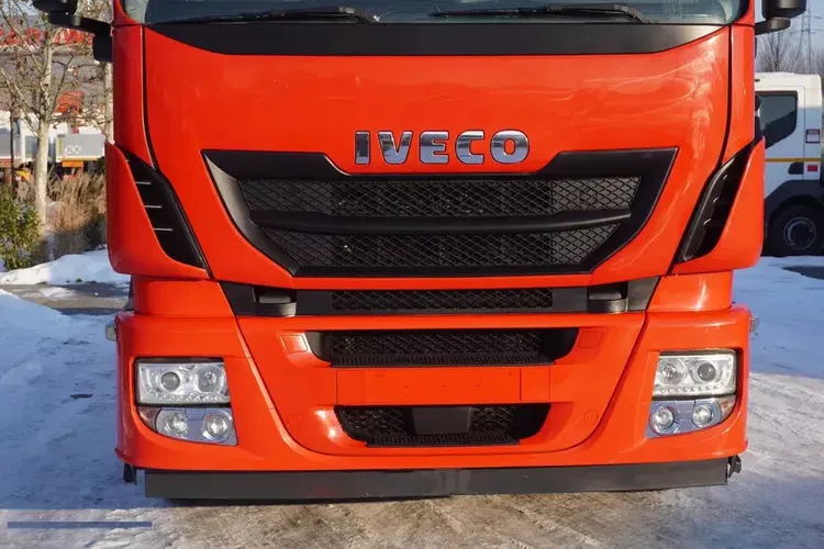 Iveco Stralis 460 E6 / kab. sypialna 2 łóżka zdjęcie 13