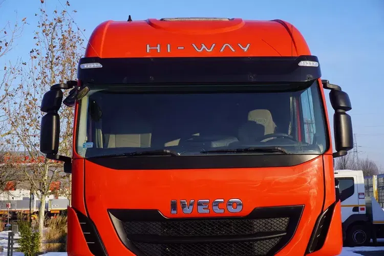 Iveco Stralis 460 E6 / kab. sypialna 2 łóżka zdjęcie 14