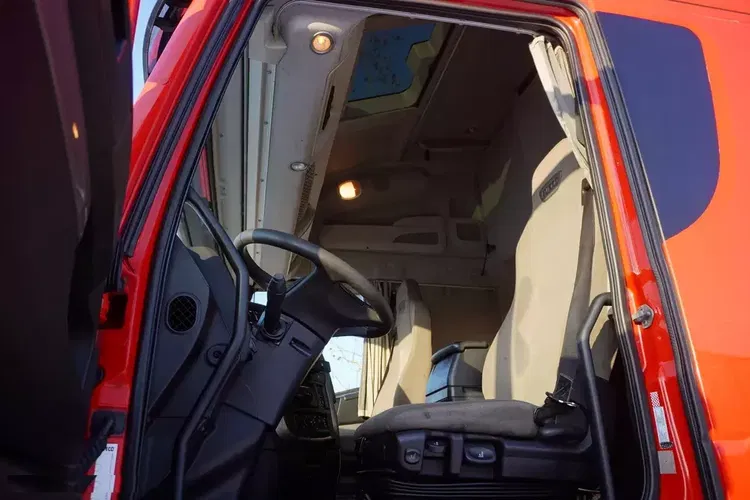 Iveco Stralis 460 E6 / kab. sypialna 2 łóżka zdjęcie 17