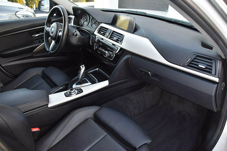 BMW 320 D 163Km Navi Ful Led Skóra Gwarancja zdjęcie 10