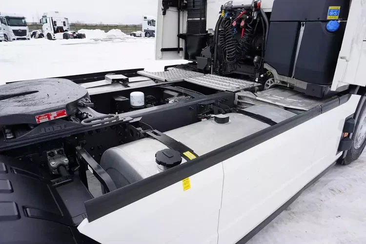 Volvo / FH / 460 / I - SAVE / XL / EURO 6 / ACC / I - COOL zdjęcie 14