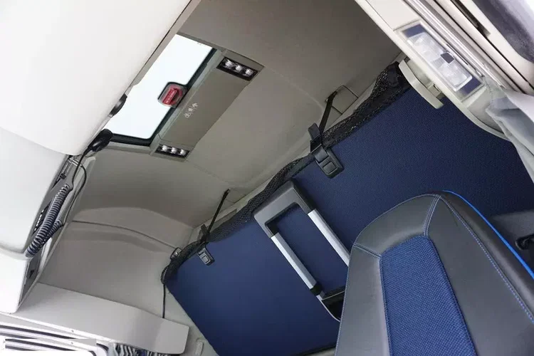 Volvo / FH / 460 / I - SAVE / XL / EURO 6 / ACC / I - COOL zdjęcie 17