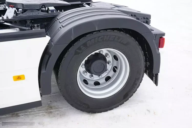 Volvo / FH / 460 / I - SAVE / XL / EURO 6 / ACC / I - COOL zdjęcie 19