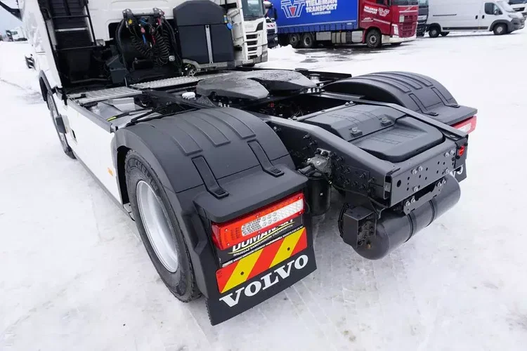 Volvo / FH / 460 / I - SAVE / XL / EURO 6 / ACC / I - COOL zdjęcie 21