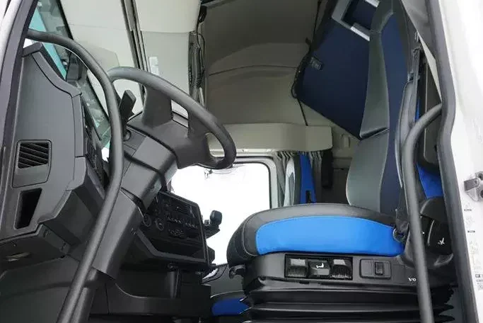 Volvo / FH / 460 / I - SAVE / XL / EURO 6 / ACC / I - COOL zdjęcie 7