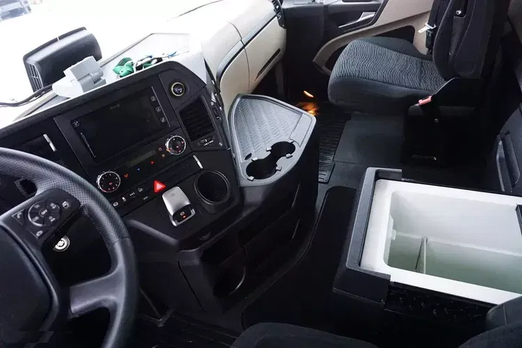 Mercedes ACTROS / 1851 / EURO 6 / ACC / BIG SPACE zdjęcie 9