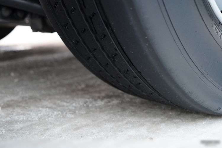 Volvo FH 460 / ZESTAW TANDEM / 120 M3 / PRZEJAZDOWY / I-SAVE / KLIMATYZACJA POSTOJOWA / OŚ PODNOSZONA / OŚ SKRĘTNA / PLANDEKA ZBROJONA  6x2 zdjęcie 41