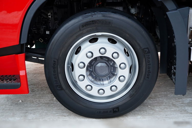 Volvo FH 460 / ZESTAW TANDEM / 120 M3 / PRZEJAZDOWY / I-SAVE / KLIMATYZACJA POSTOJOWA / OŚ PODNOSZONA / OŚ SKRĘTNA / PLANDEKA ZBROJONA  6x2 zdjęcie 42