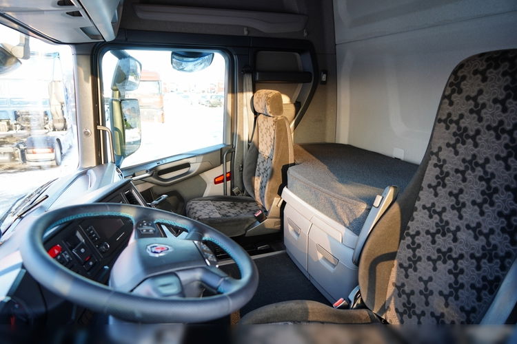 Scania R 450 / RETARDER / HYDRAULIKA / KLIMATYZACJA POSTOJOWA / ALUFELGI /  zdjęcie 25