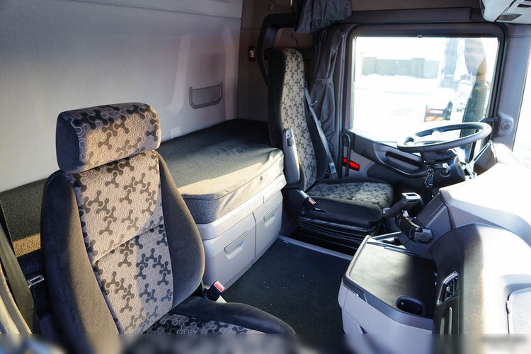 Scania R 450 / RETARDER / HYDRAULIKA / KLIMATYZACJA POSTOJOWA / ALUFELGI /  zdjęcie 36