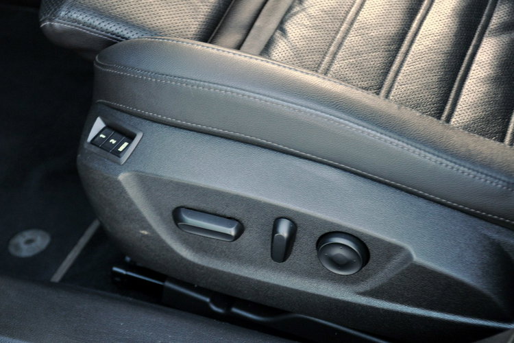 Opel Insignia 2.0CDTI(170KM) Lift Radar Xenon Led Navi Kamera Virtual Skóry Alu17" zdjęcie 23