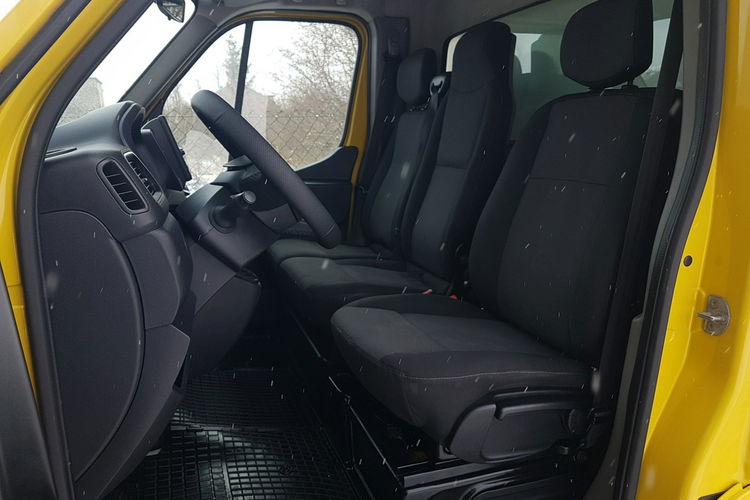 Renault Master KONTENER 8EP 4.22x2.23x2.23 KLIMA MANUAL KRAJOWY 6-BIEGÓW DMC 3500 KG zdjęcie 7