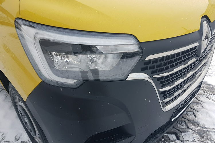 Renault Master KONTENER 8EP 4.22x2.23x2.23 KLIMA MANUAL KRAJOWY 6-BIEGÓW DMC 3500 KG zdjęcie 32