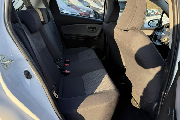Yaris Toyota Yaris 2014 1.3 benzyna Salon Polska przebieg 84tyś bezwypadkowy zdjęcie 18