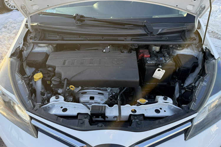 Yaris Toyota Yaris 2014 1.3 benzyna Salon Polska przebieg 84tyś bezwypadkowy zdjęcie 35