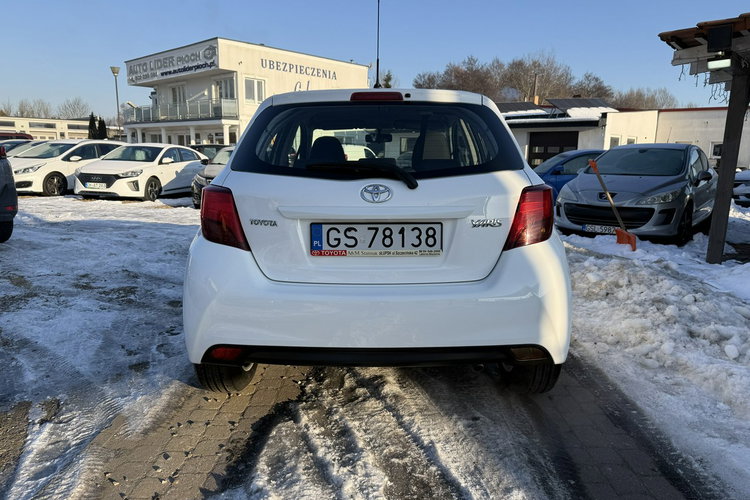 Yaris Toyota Yaris 2014 1.3 benzyna Salon Polska przebieg 84tyś bezwypadkowy zdjęcie 6