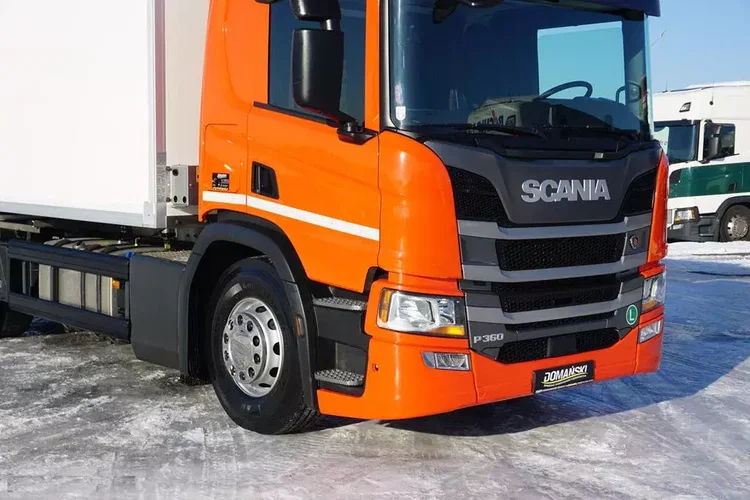 Scania P 360 / E 6 / CHŁODNIA + WINDA / 18 PALET / RETARDER / OŚ SKRĘTNA zdjęcie 27