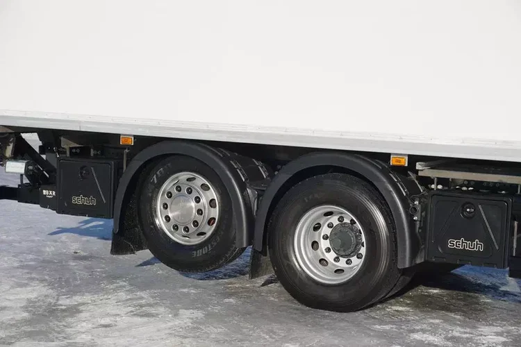 Scania P 360 / E 6 / CHŁODNIA + WINDA / 18 PALET / RETARDER / OŚ SKRĘTNA zdjęcie 30