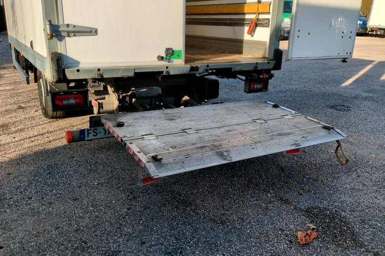 Iveco Daily 35S14N KONTENER RAMPA full servis GAZ zdjęcie 6