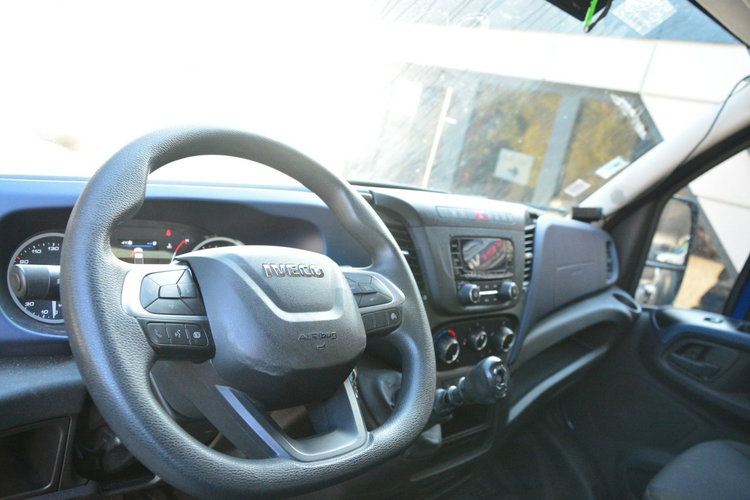 Iveco Daily 35S14N KONTENER RAMPA full servis GAZ zdjęcie 8