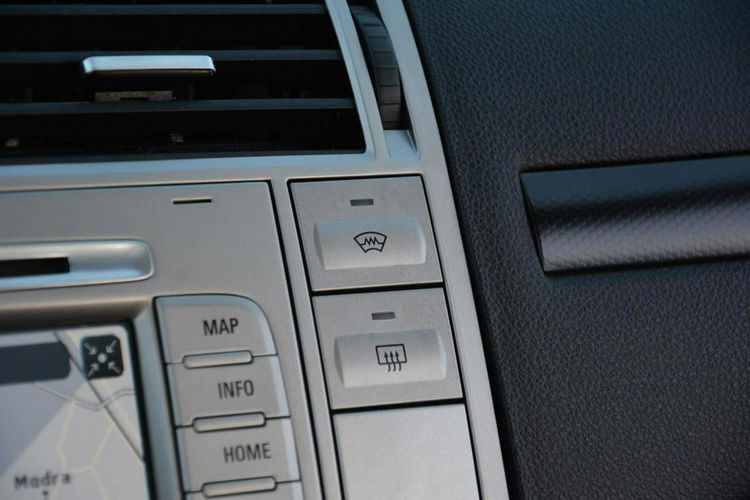 Ford Kuga Lift Navi LEDY 4WD Panorama 2XParktronic Keyless Go Hak Oryginał Alu17 zdjęcie 29