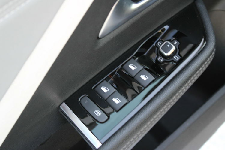 Opel Astra Sports Tourer G.Fotele Kierownica netto 59 268 PLN Gwarancja zdjęcie 15