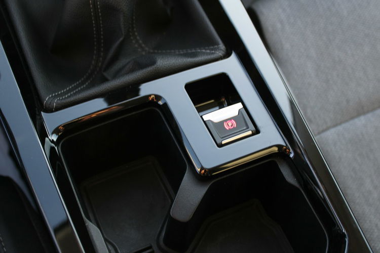 Opel Astra Sports Tourer G.Fotele Kierownica netto 58 455 PLN zdjęcie 24