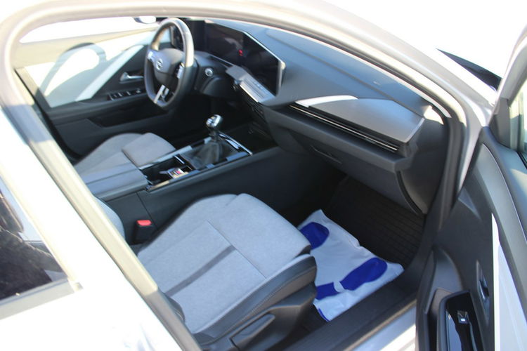 Opel Astra Sports Tourer G.Fotele Kierownica netto 58 455 PLN zdjęcie 26