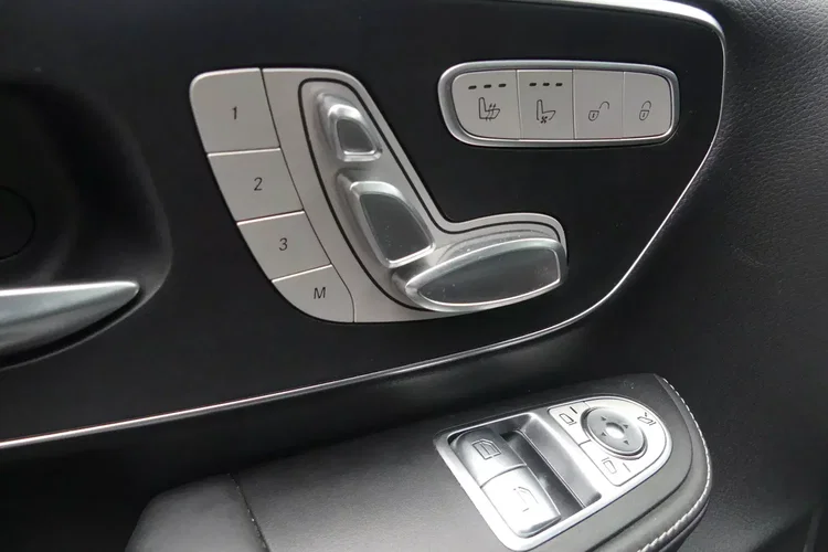 Mercedes klasa-v zdjęcie 34