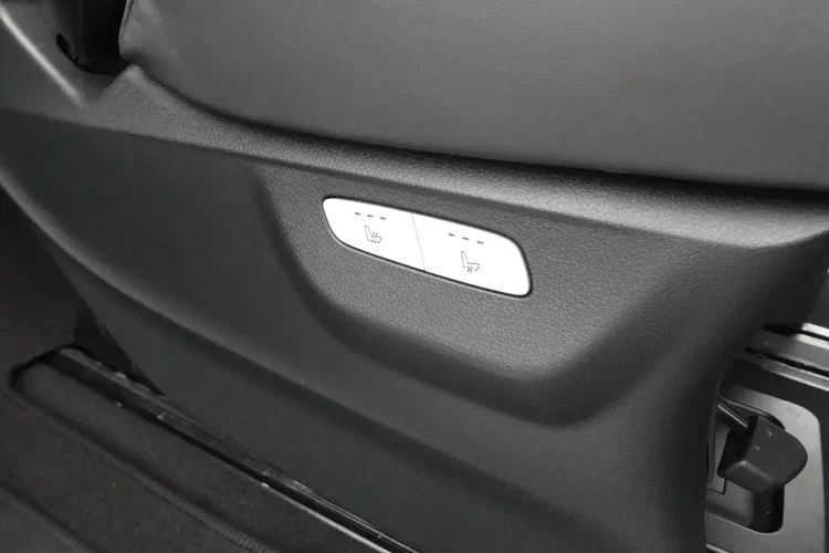 Mercedes klasa-v zdjęcie 37