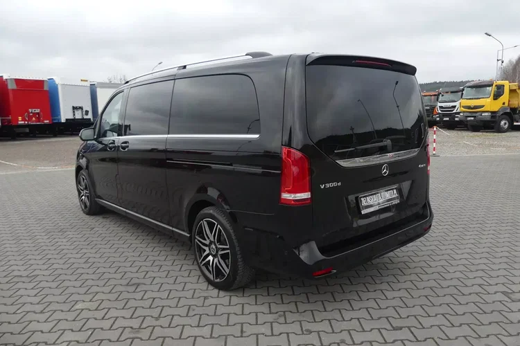 Mercedes klasa-v zdjęcie 9