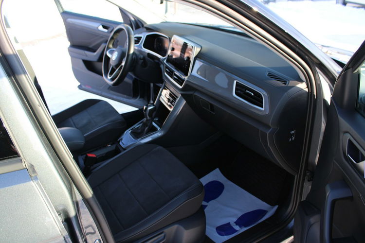 Volkswagen T-Roc Style F-vat Salon PL Premium netto 91 788 PLN Gwarancja zdjęcie 35