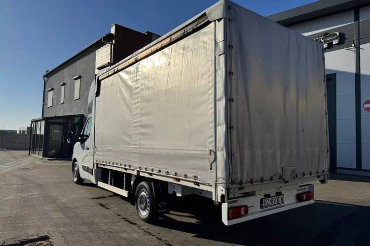 Renault Master zdjęcie 2