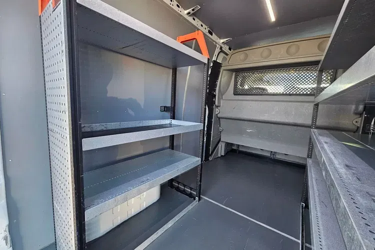 Renault Master L3H2 109999zł Netto Brygadówka 7 osób 2.3 dCi/150KM zdjęcie 19