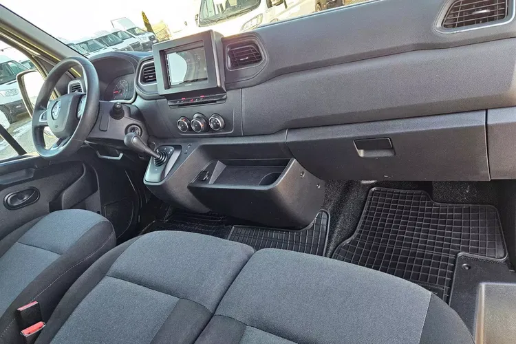 Renault Master L3H2 109999zł Netto Brygadówka 7 osób 2.3 dCi/150KM zdjęcie 34