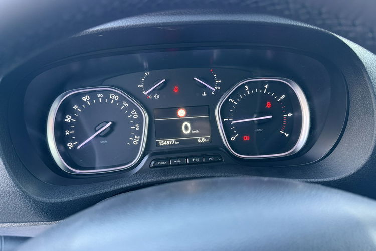 Peugeot Expert KLIMATYZACJA. ROZPOZNAWANIE ZNAKÓW . PÓŁ-SKÓRA. zdjęcie 16