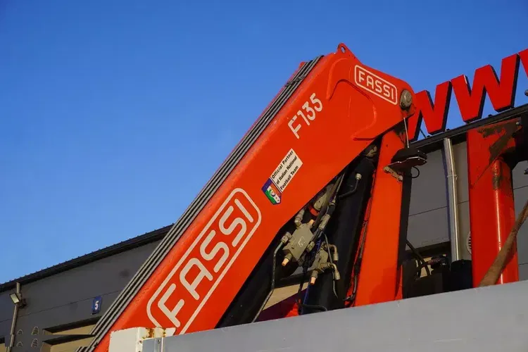 Iveco Stralis 19.310 4x2 E6 / 100 tys. km / FASSI F135A.0.22 / 430 MTH / pilot / rotator / burtowy 16 EPAL zdjęcie 10