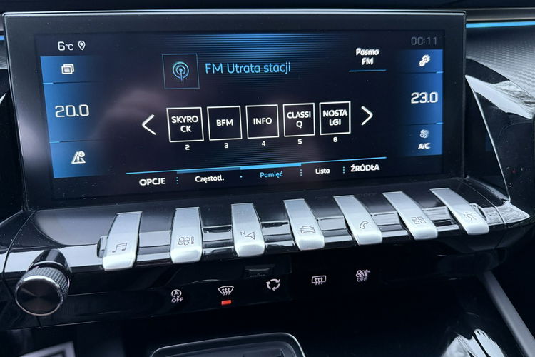 Peugeot 5008 Zadbany z oryginalnym niskim przebiegiem zdjęcie 4