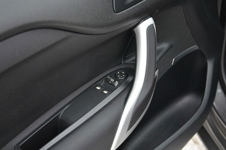 Citroen DS4 1.2T 131KM Serwis Navi Bi-xenon Bliss Kamera 100% Org. Lakier zdjęcie 22