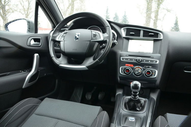 Citroen DS4 1.2T 131KM Serwis Navi Bi-xenon Bliss Kamera 100% Org. Lakier zdjęcie 30