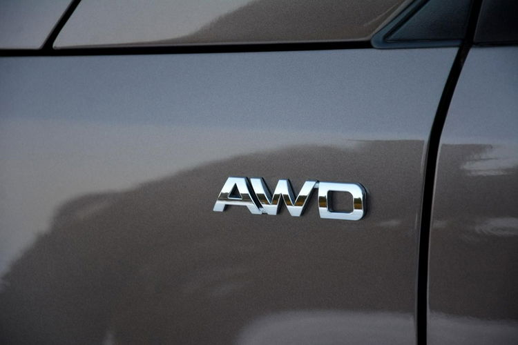 Kia Sportage 2.0CRDi 136KM Automat AWD Ledy Navi Parktronic ParkAssist Kamera Alu17 zdjęcie 14