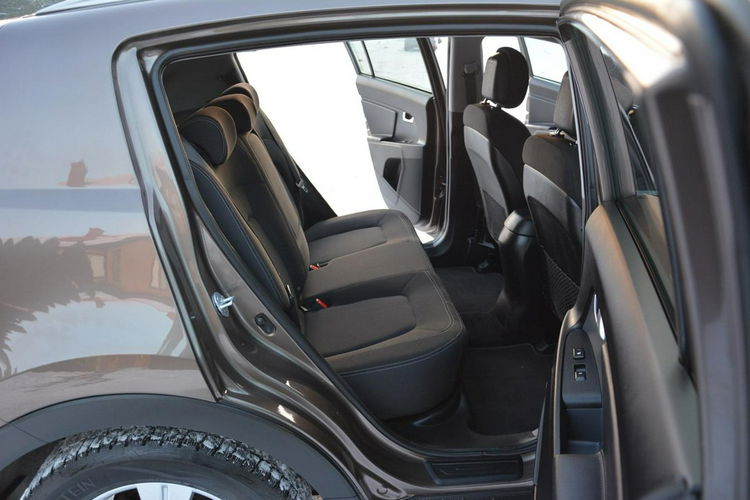 Kia Sportage 2.0CRDi 136KM Automat AWD Ledy Navi Parktronic ParkAssist Kamera Alu17 zdjęcie 16