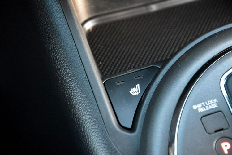 Kia Sportage 2.0CRDi 136KM Automat AWD Ledy Navi Parktronic ParkAssist Kamera Alu17 zdjęcie 35