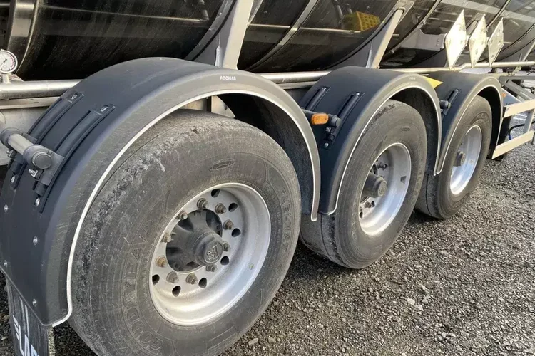 Cysterna do bitumu LAG O-3-ST 43.0 t / 2023 / 32 m3 zdjęcie 11